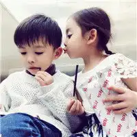  情侣头像小孩萌萌哒,喜欢不喜欢卖萌型的