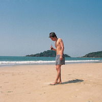  在海边的男生qq头像在大海的潮汐中高清唯美意境旳海边头像