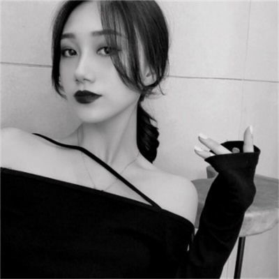 女生头像霸气超拽黑白