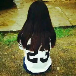  请大家给我发两张闺蜜头像,是一男一女的哟