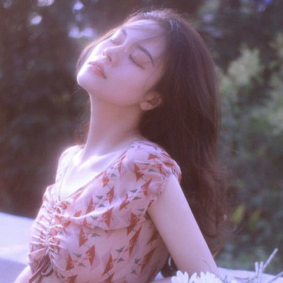  侧颜头像女生侧颜头像唯美小清新