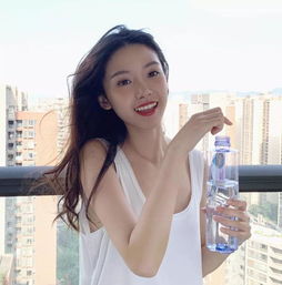 女生头像贴吧剪刀手