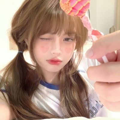 比较欲的女生头像真人