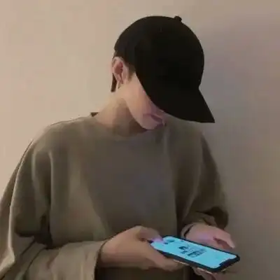  2021最新真人一人一张的好看情侣头像所有的失恋都是在给真爱铺路
