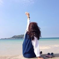  夏天来了的女生头像海边意境适合夏至用的微信头像