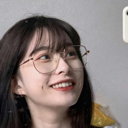微信头像女生真人