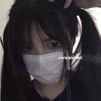  宋知意口罩女头武汉加油