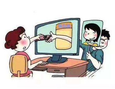  妙龄女子被好友私信要求干这事儿,结果心痛不已