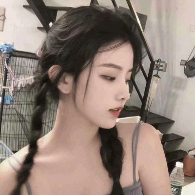 头像女生霸气冷酷闺蜜