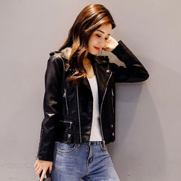  想做酷酷的女孩,不可或少的就是一件机车风皮衣哦