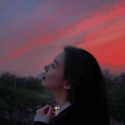  失恋的头像女生伤心图片适合失恋的人的头像