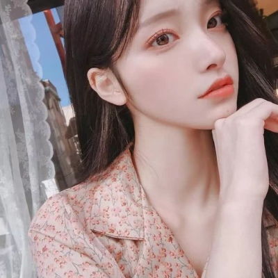  微信女生头像意境唯美港风11