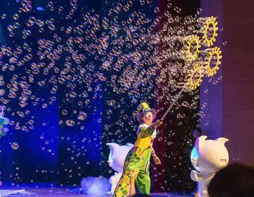  小朋友最爱,情侣最浪漫的魔幻主题乐园空降佛山南海开园特惠,门票全线半价