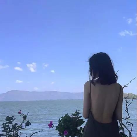 女生背影头像兄弟