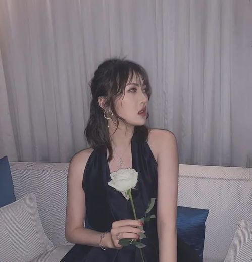  孟晚舟第3任妈妈,80后美女穿旗袍好温婉,比两个继女都漂亮
