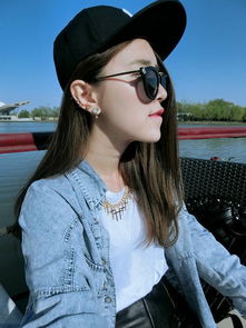  qq皮肤腊爱拉女生