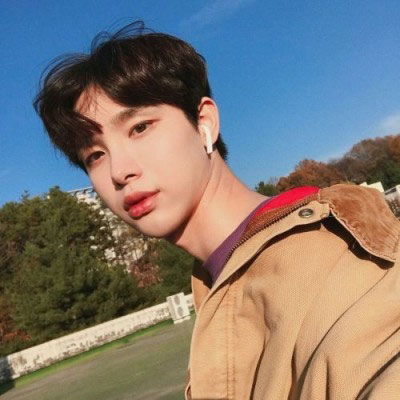  一套男生头像真实8张男生图片高清生活照