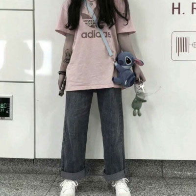  女生头像上半身不带头,混网优化部位女头