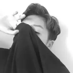 情侣头像一男一女情头梁