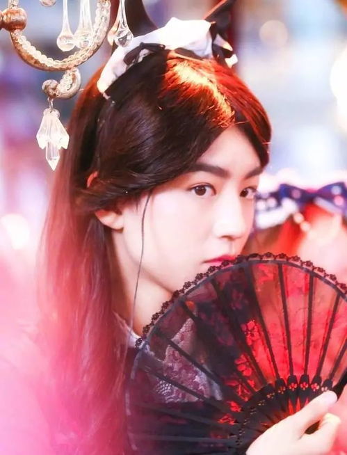 刘昊然扮女装竟比杨幂还美就连王俊凯张一山都自愧不如