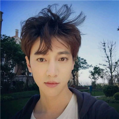  小清新寂寞男生qq头像男生阳光个性qq头像