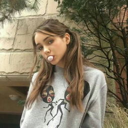  活泼可爱欧美女生微信头像4