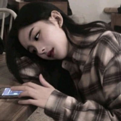 qq头像女生高冷