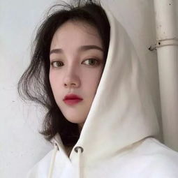  头像听歌的三个极端极丧极嗨极甜