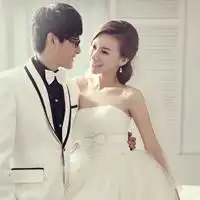 穿婚纱的情侣头像一对婚