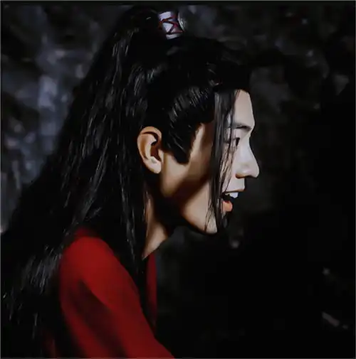  忘羡兄弟情头像嘴角上扬的魏无羡,比不过嘴角疯狂上扬的蓝湛