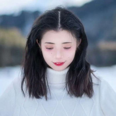 短头发女生头像霸气好看漂亮女生短头发图片