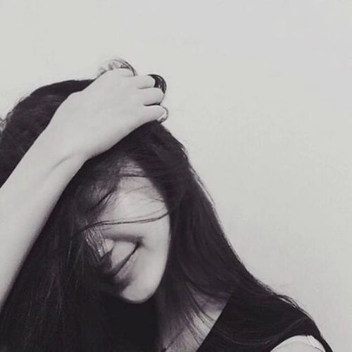  丈夫出轨女闺蜜,怀孕5个月的妻子忍痛离婚,却选择生下孩子