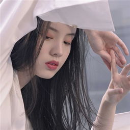  失落伤心难过的伤感图片女2018我想重新认识你然后不带任何感情