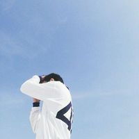  带忧郁气质的伤感男生qq头像大全世界太小还是丢了你