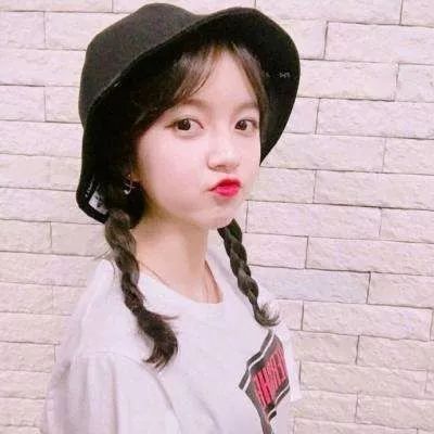  女生头像可爱真人女头