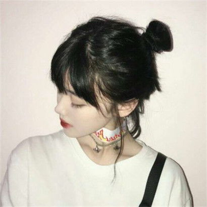  女生头像伤感侧脸长发,不轻易言输的女孩