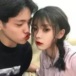  情侣微博头像哪有什么一见钟情都是我对你的小心机