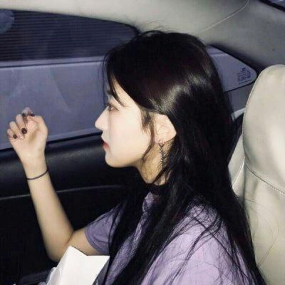  二十岁小姐姐头像