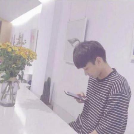  高颜值情侣头像真人一人一张,有部分中有美化水印的