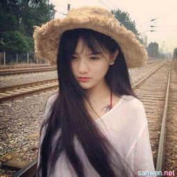  柔弱的小女生个性伤感签名