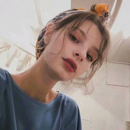  悲喜自渡他人难悟易误复古好看的qq女生头像