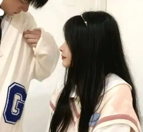 情侣头像一男一女情头爱