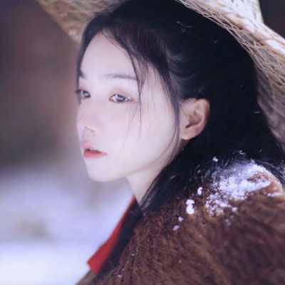  漂亮长发古风清纯美女头像