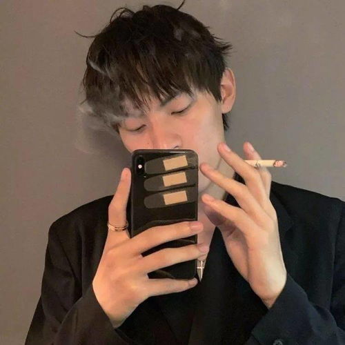  心心念念的男生头像