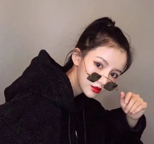  超戳心的16句网易云热评我听着别人的梦话,一直等到日出