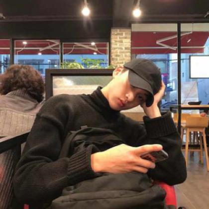 好看的男生qq头像俄罗斯
