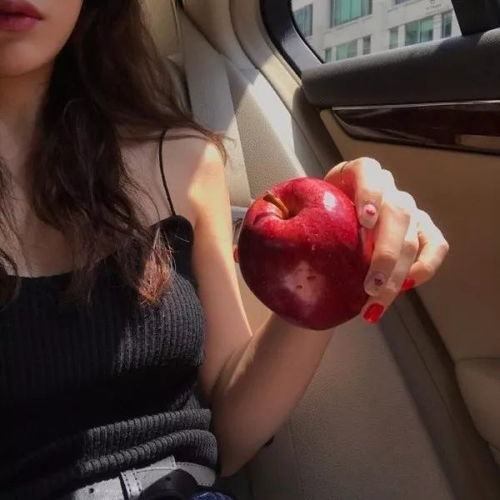  头像丨有时候疏远不是讨厌,而是太喜欢又很无奈