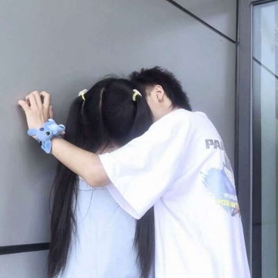 世间许多人需要的其实不是实用的情侣头像我要个性网