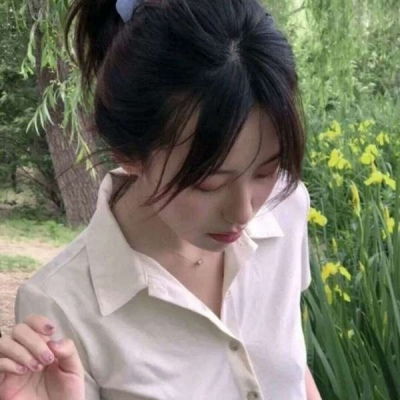  带点绿的女头小清新天气这么热女生头像我要个性网