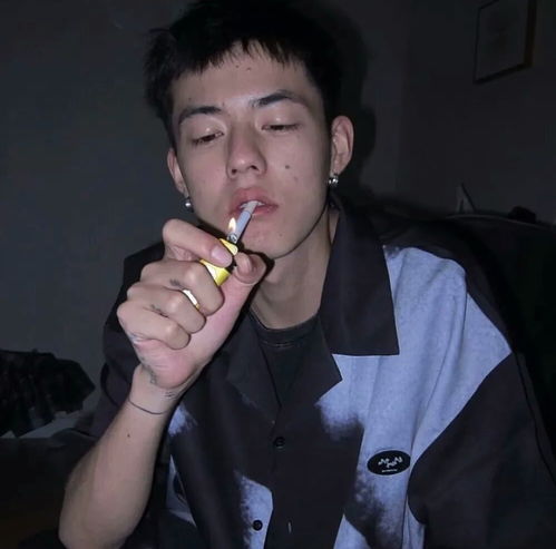  一眼惊艳所有人的男生头像